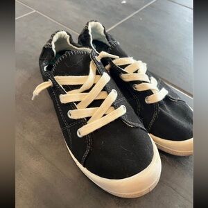 Madden Girl Black Canvas Sneakers